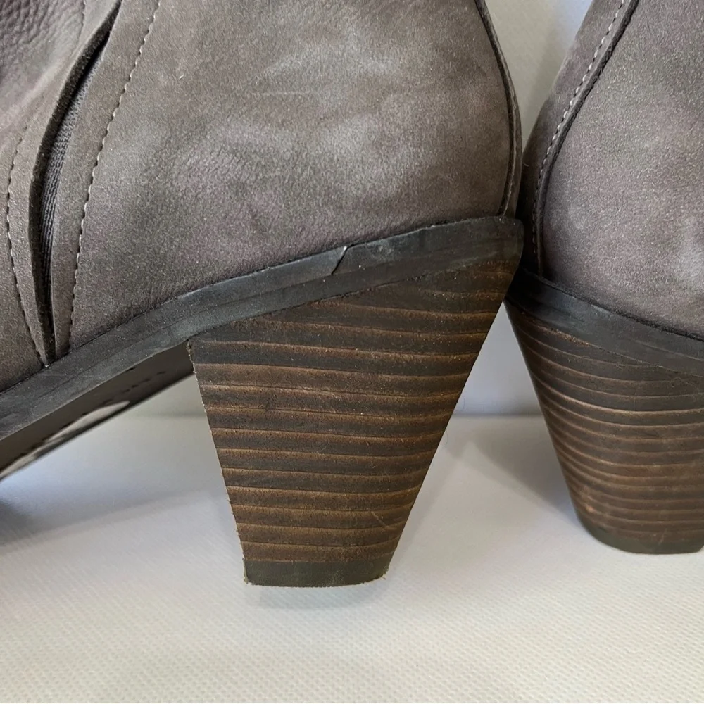 Lucky Brand Jana Gray Heeled Ankle Booties